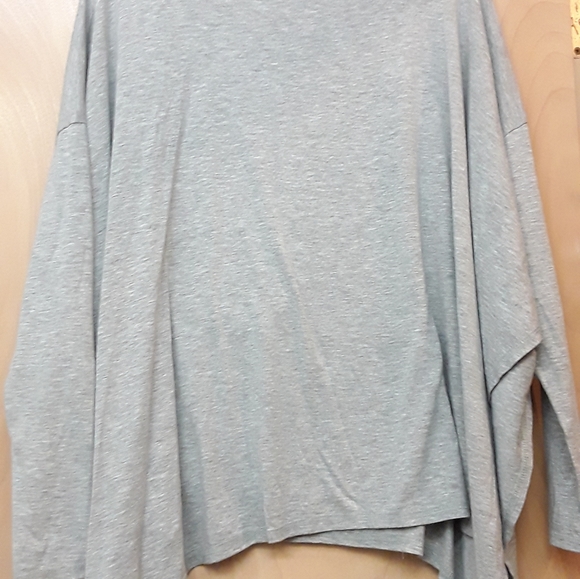 Molly Ades Maternity Grey Zip Nursing Dolman Top - Picture 3 of 6